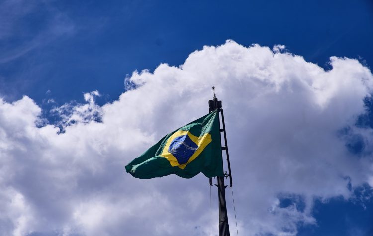 Brasil volta ao top 3 dos países mais complexos do mundo para se fazer negócios, revela estudo; confira ranking